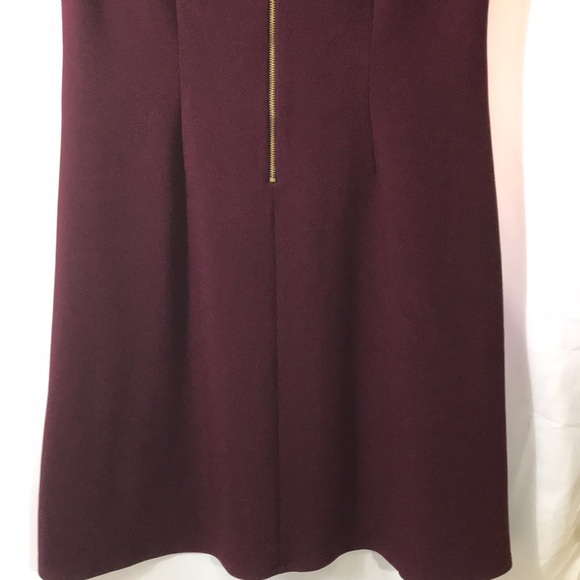 Roz & Ali Plum Wine women’s sz. 16 dress. Exposed gold toned zippered back - Picture 4 of 8